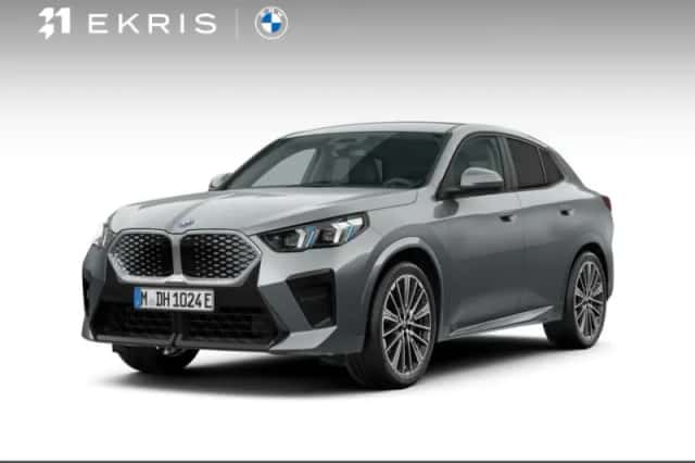 BMW iX2 (2026) thumbnail 1
