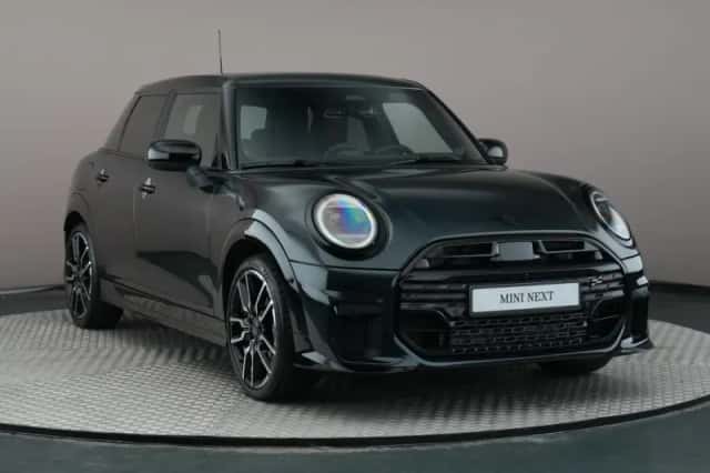 MINI Cooper (2025) thumbnail 3