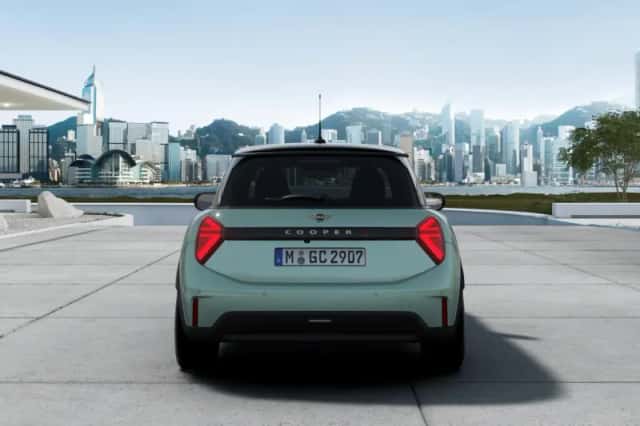 MINI Cooper S (2026) thumbnail 3