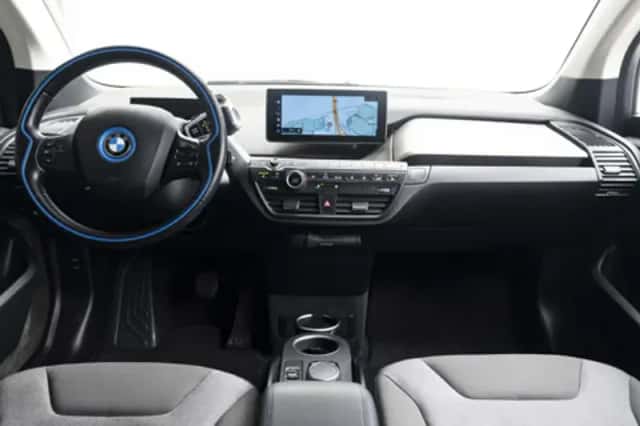 BMW i3 (2021) thumbnail 3