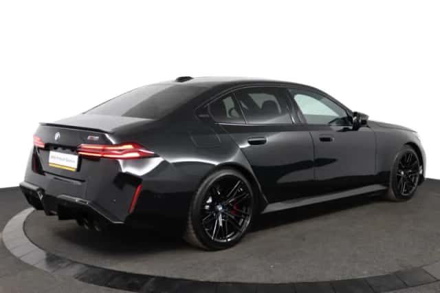 BMW 5-Serie (2025) thumbnail 4