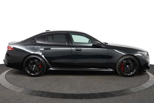 BMW 5-Serie (2025) thumbnail 6