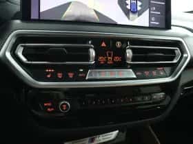 BMW X4 (2022) thumbnail 6