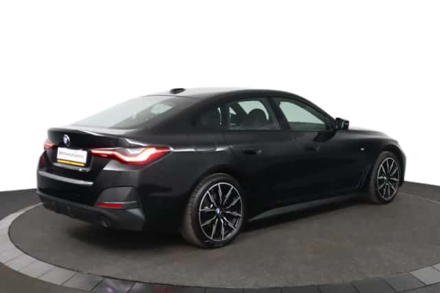 BMW 4-Serie (2022) thumbnail 2
