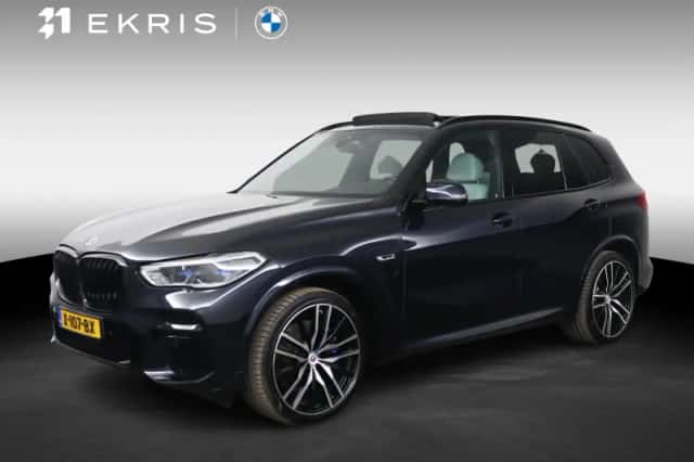 BMW X5 (2022) thumbnail 1