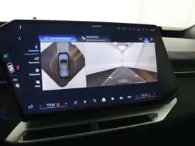 BMW iX3 (2026) thumbnail 8