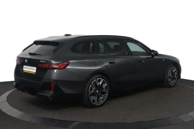BMW 5-Serie (2025) thumbnail 2