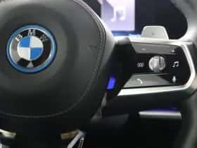 BMW 7-Serie (2024) thumbnail 17