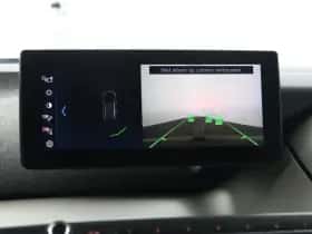 BMW i3 (2020) thumbnail 8