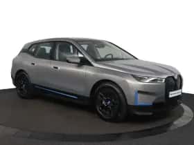 BMW iX (2023) thumbnail 11