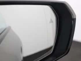 BMW iX (2023) thumbnail 38