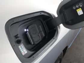 BMW iX (2023) thumbnail 39
