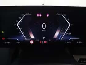 BMW iX (2023) thumbnail 5