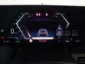 BMW iX (2023) thumbnail 43