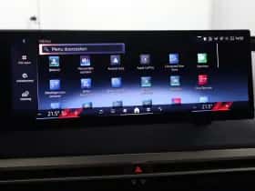 BMW iX (2023) thumbnail 53
