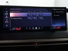BMW iX (2023) thumbnail 59