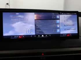 BMW iX (2023) thumbnail 65