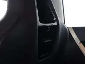 BMW iX (2023) thumbnail 69