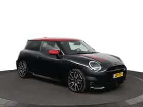 MINI Cooper (2024) thumbnail 11