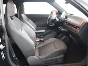 MINI Cooper (2024) thumbnail 17