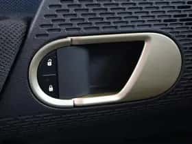 MINI Cooper (2024) thumbnail 22