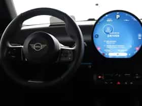 MINI Cooper (2024) thumbnail 59