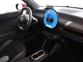 MINI Cooper (2024) thumbnail 61