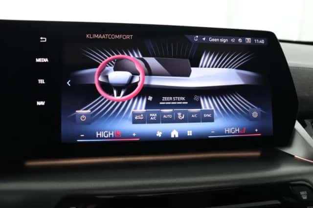 BMW X1 (2026) thumbnail 6
