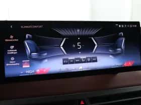 BMW iX (2025) thumbnail 6
