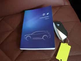BMW iX (2025) thumbnail 8