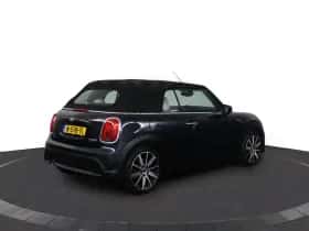 MINI Cabrio (2022) thumbnail 3