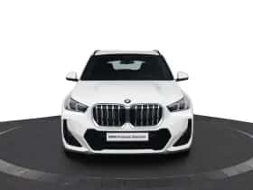 BMW X1 (2023) thumbnail 13