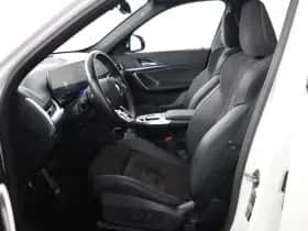 BMW X1 (2023) thumbnail 14