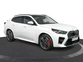 BMW iX2 (2026) thumbnail 11