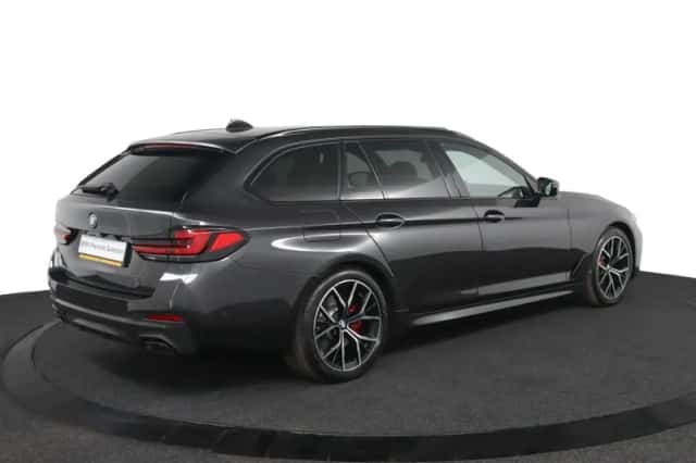 BMW 5-Serie (2023) thumbnail 2