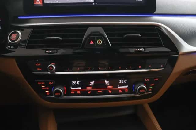 BMW 5-Serie (2023) thumbnail 6