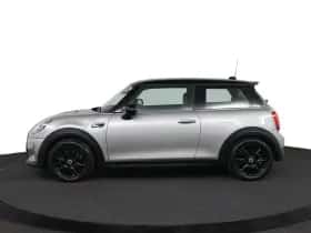 MINI Electric (2023) thumbnail 3