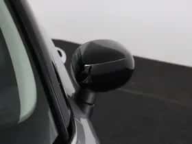 MINI Electric (2023) thumbnail 29