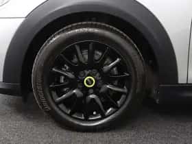 MINI Electric (2023) thumbnail 30
