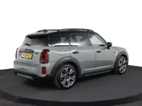 MINI Countryman (2022) thumbnail 2