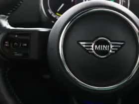 MINI Countryman (2022) thumbnail 16