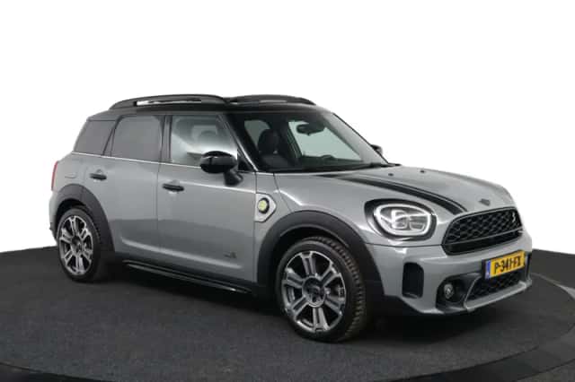MINI Countryman (2022) thumbnail 3