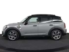 MINI Countryman (2022) thumbnail 3
