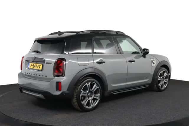 MINI Countryman (2022) thumbnail 4