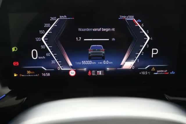 BMW X1 (2023) thumbnail 5