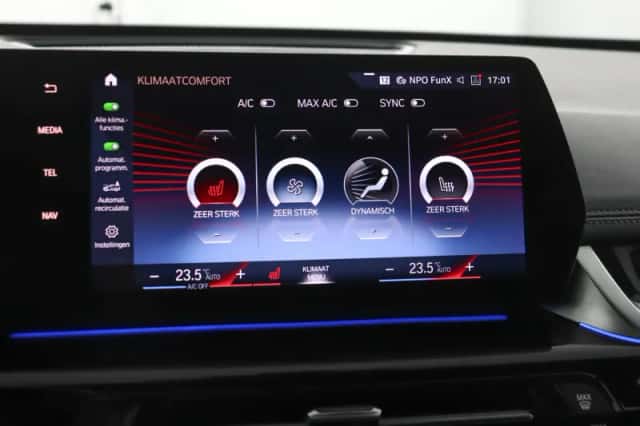 BMW X1 (2023) thumbnail 6