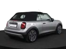 MINI Cabrio (2025) thumbnail 2