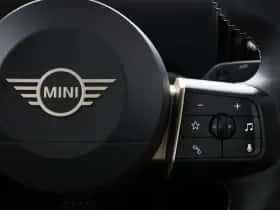 MINI Cabrio (2025) thumbnail 13