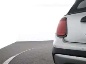MINI Cabrio (2025) thumbnail 26