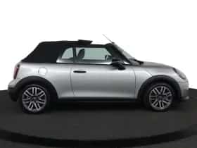 MINI Cabrio (2025) thumbnail 7